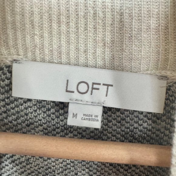 LOFT mock neck snow leopard print sweater dress size M - Picture 5 of 7